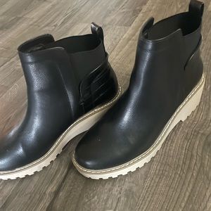 Black dolce vita slip on booties